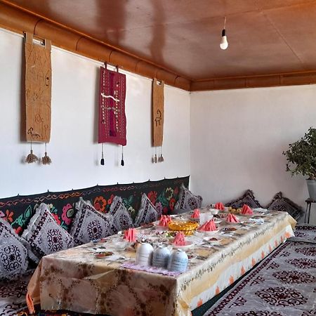 Tilek Guest House Sary-Mogul Buitenkant foto